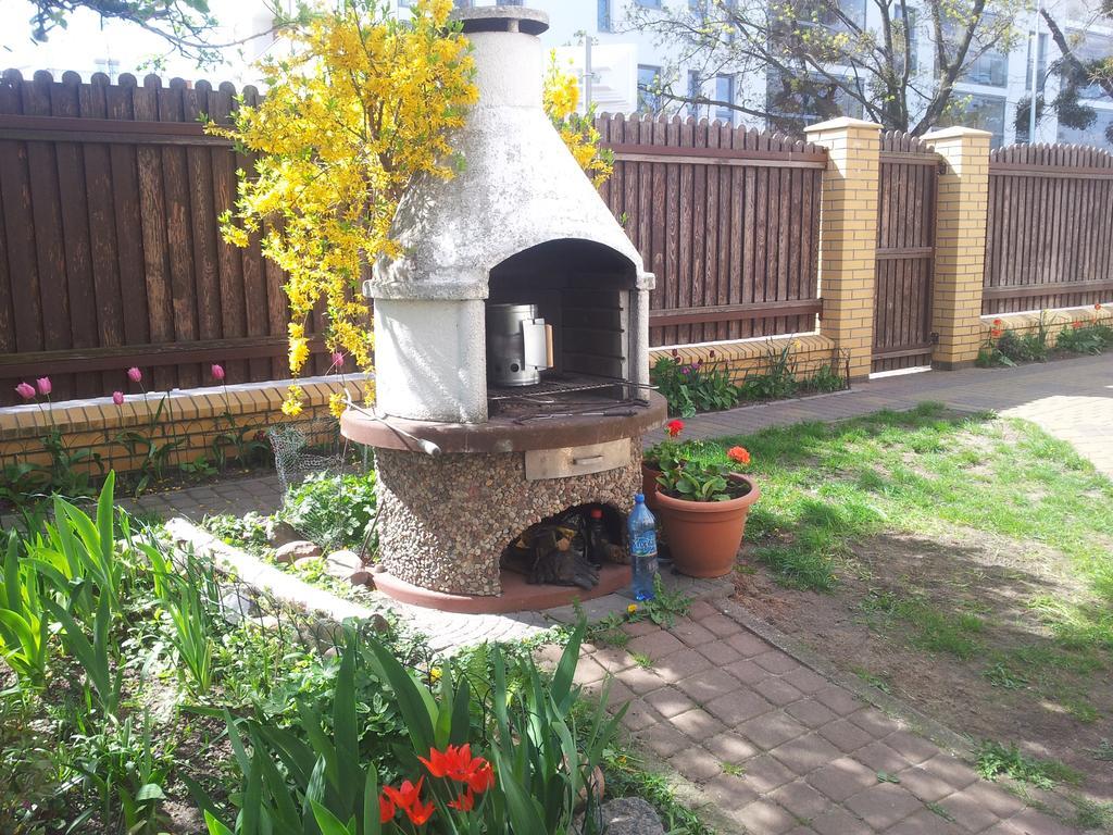Cozy Apartment With Garden Gdańsk Buitenkant foto